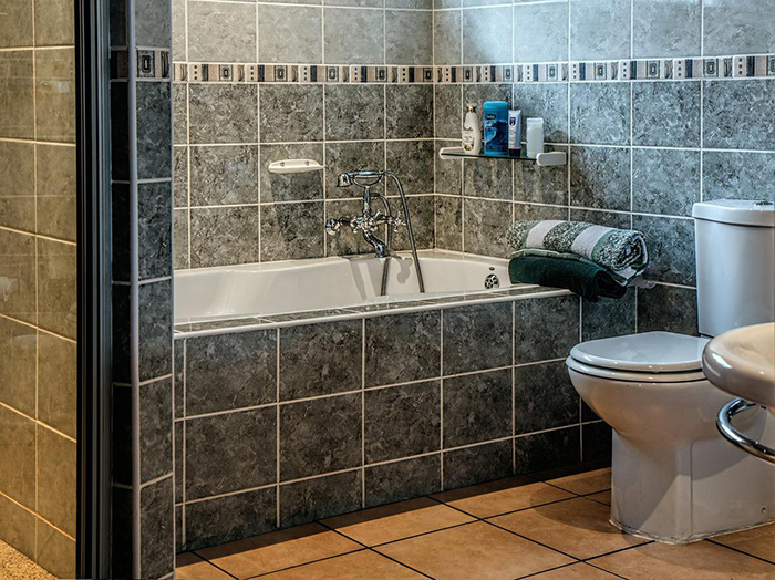 bathroom tiling Farnborough, Farnham, Guildford, Aldershot, Camberley