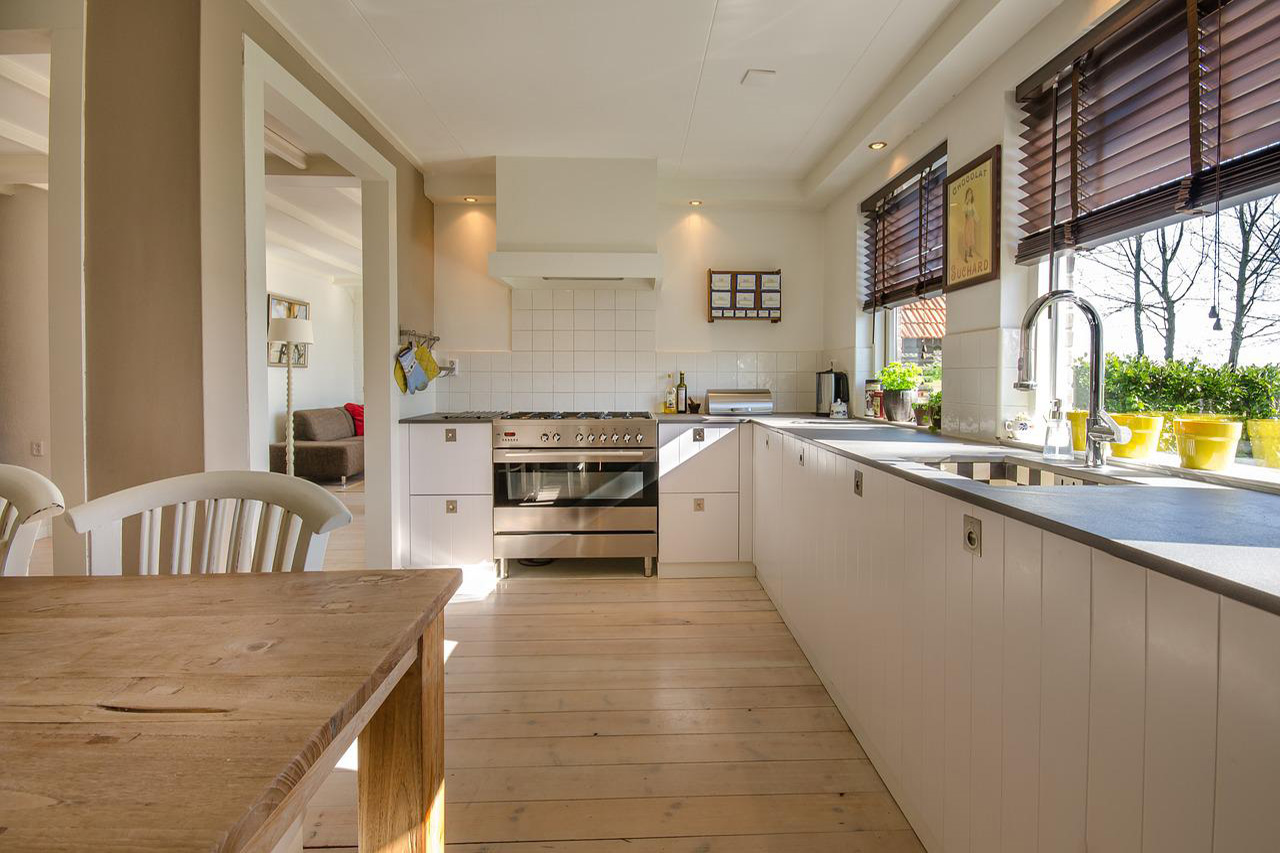 kitchen tiling Guildford, Farnborough, Farnham, Aldershot & Camberley