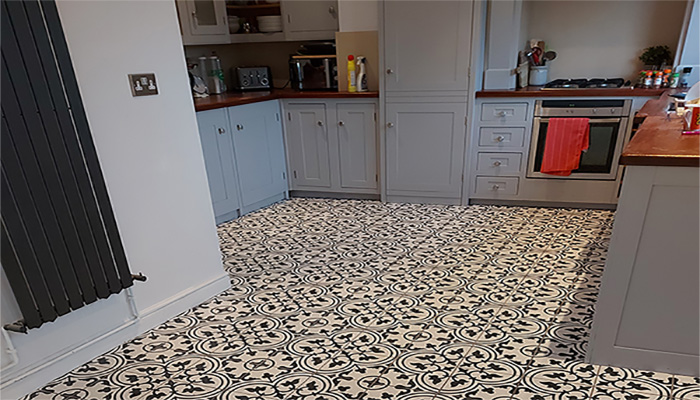 Tiling company in Farnborough offering premium quality tiling services within a 10 mile radius